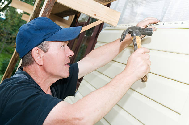 Best Siding Painting and Refinishing  in Wetumpka, AL